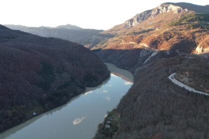 Odlaganje otpada na divljoj deponiji u opštini Rudo: Stvarni problemi u nestvarnoj ljepoti