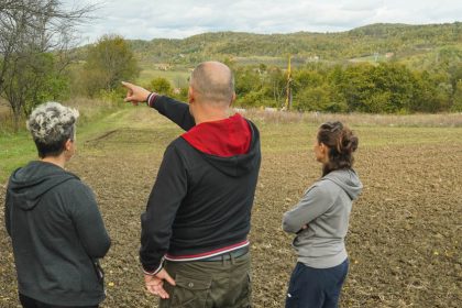 Film “Posljednja žetva u Bukovoj Kosi”: Da li je selo prodato zbog viših interesa? (VIDEO)