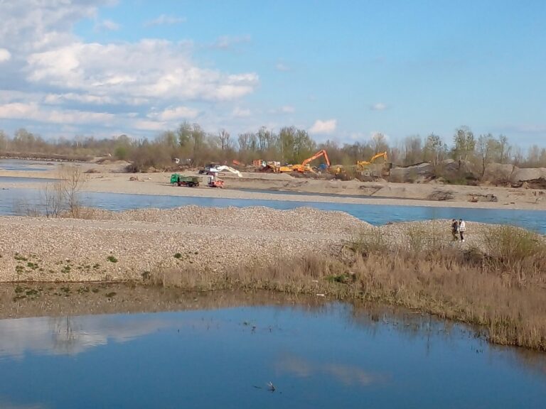 PRETVORENA U ŠLJUNKARU Drina nestaje u biznisu sumnjivih uzurpatora